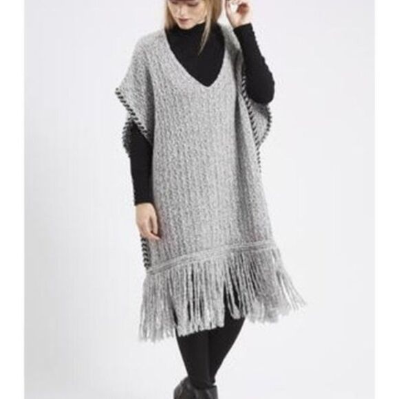 TOPSHOP Poncho/Cape/Vest, M/L, Gray, Fringe, Scoop neckline - Picture 8 of 11